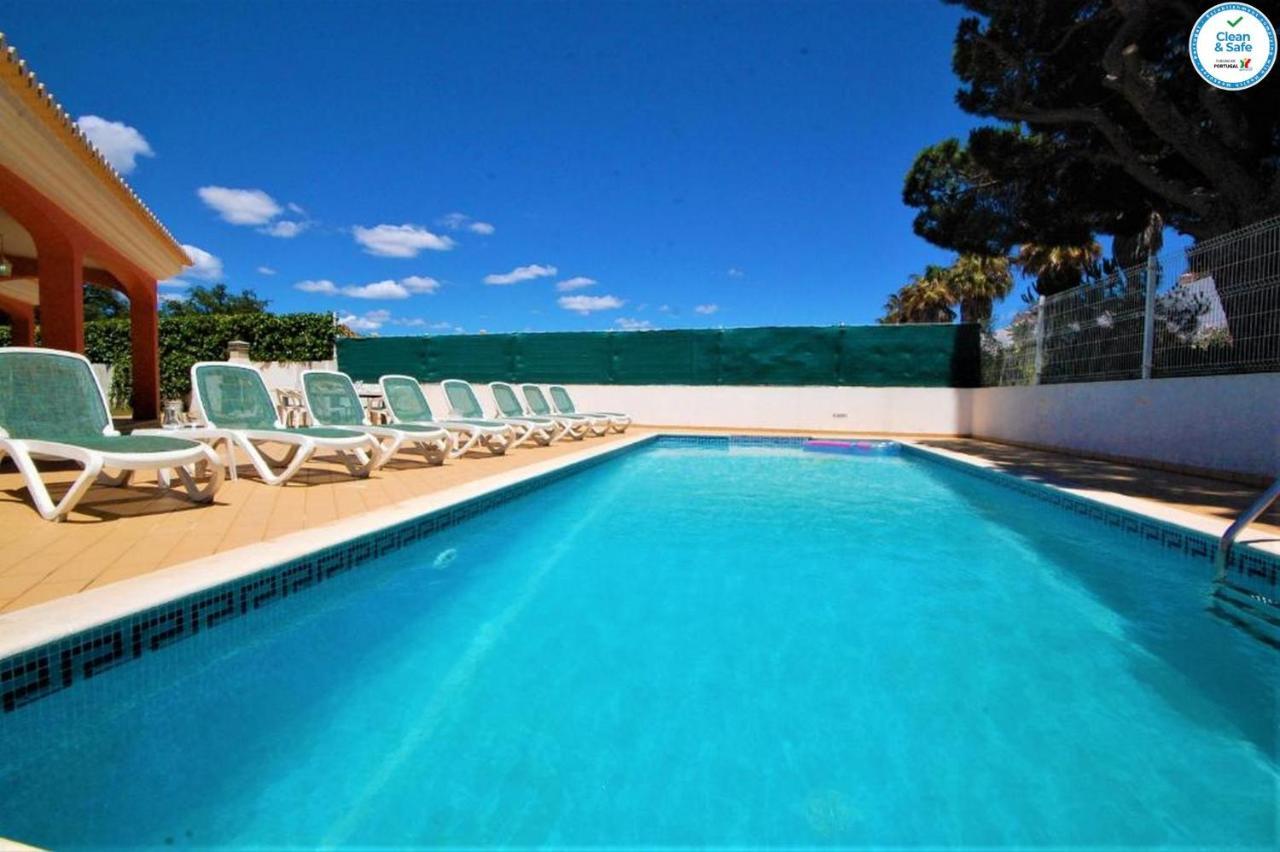 Villa Mikael - Free Wi-Fi - Aircon - Private Pool by bedzy Albufeira Esterno foto