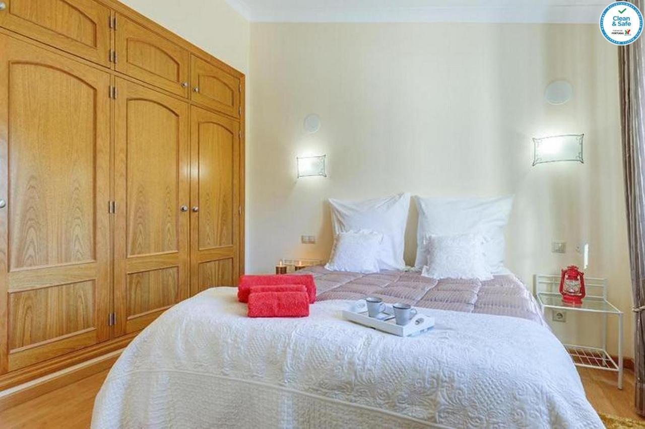 Villa Mikael - Free Wi-Fi - Aircon - Private Pool by bedzy Albufeira Esterno foto